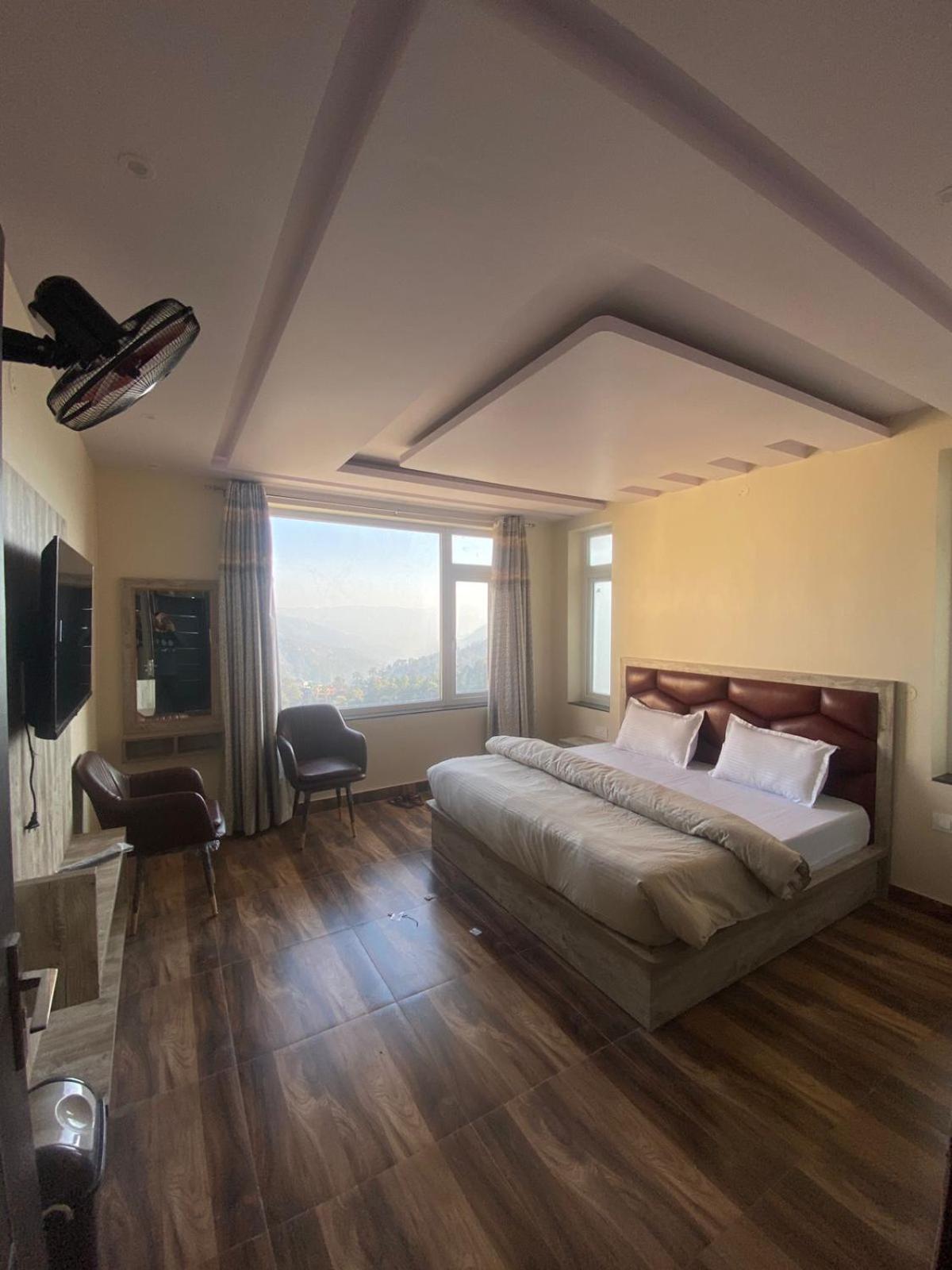 Harmony Heights Hotel Shimla Exterior photo